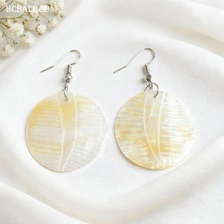 Handcrafted Shell Earrings Premium Design Originally Best Quality